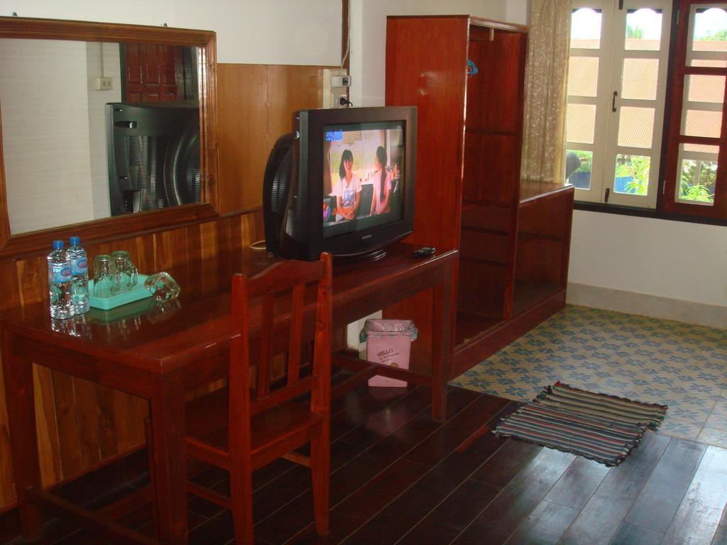 Champa Hotel Paksze Kültér fotó