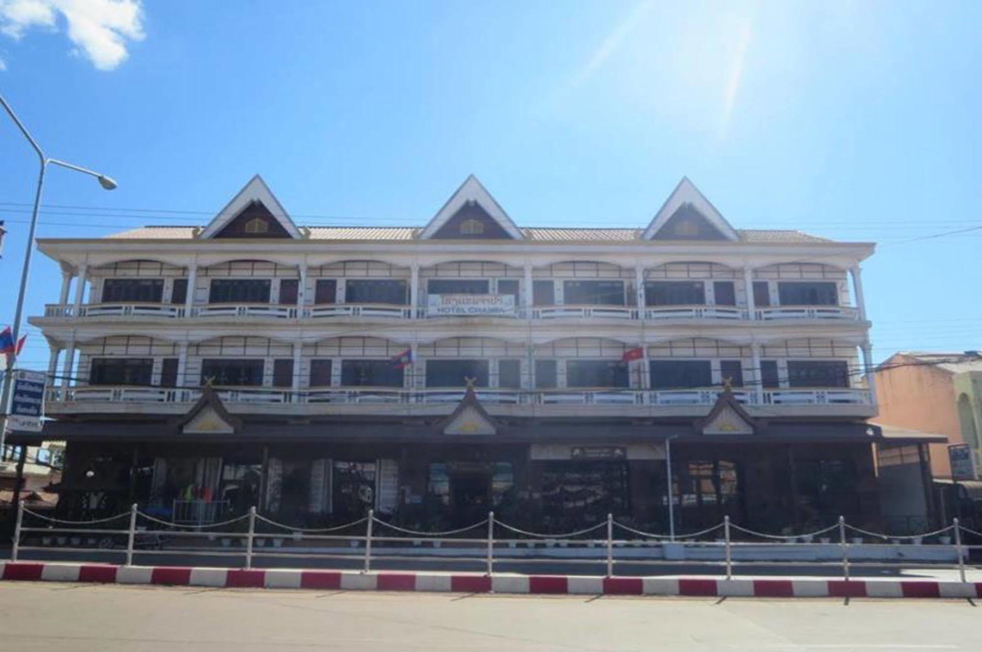 Champa Hotel Paksze Kültér fotó