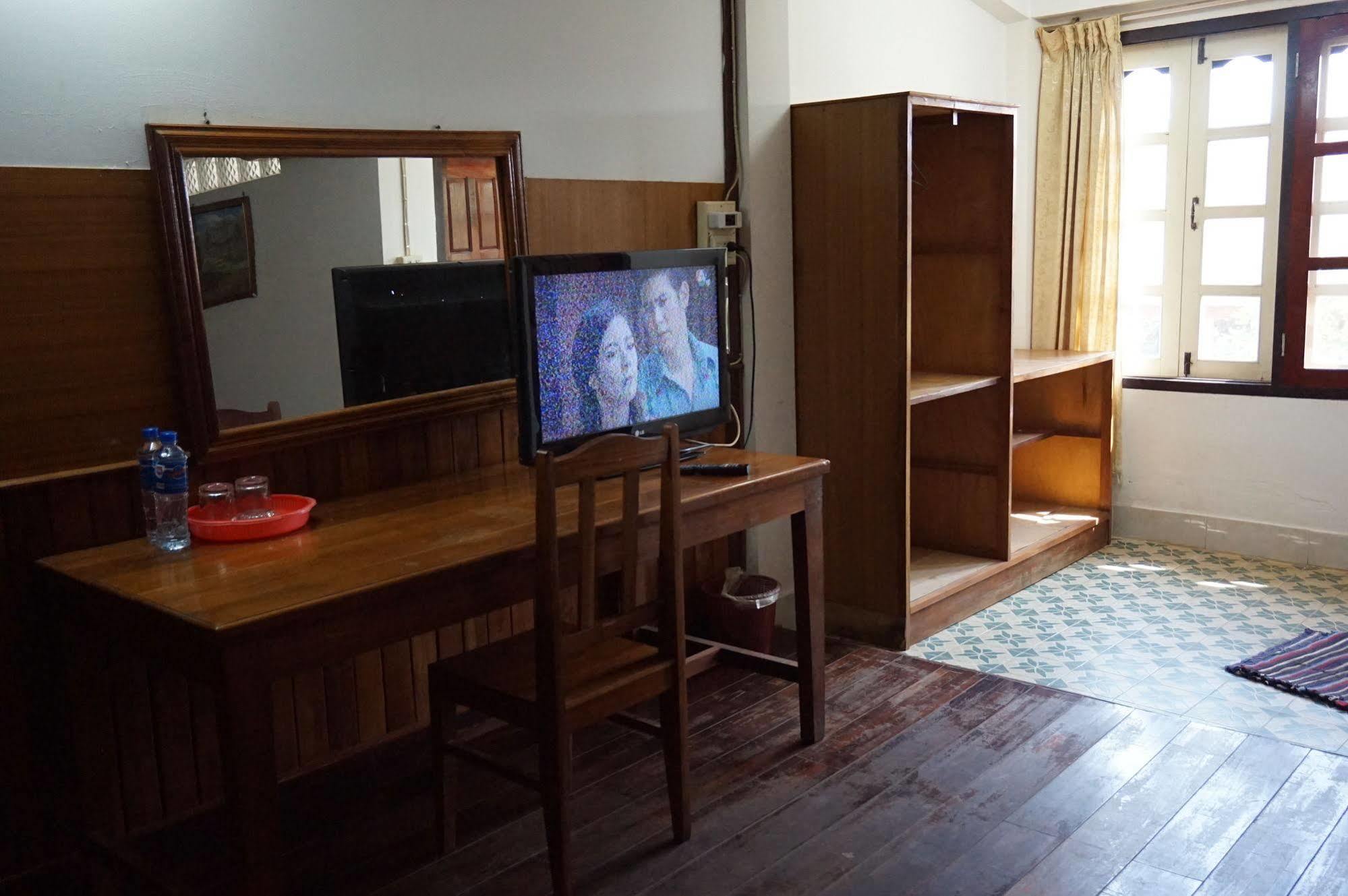 Champa Hotel Paksze Kültér fotó