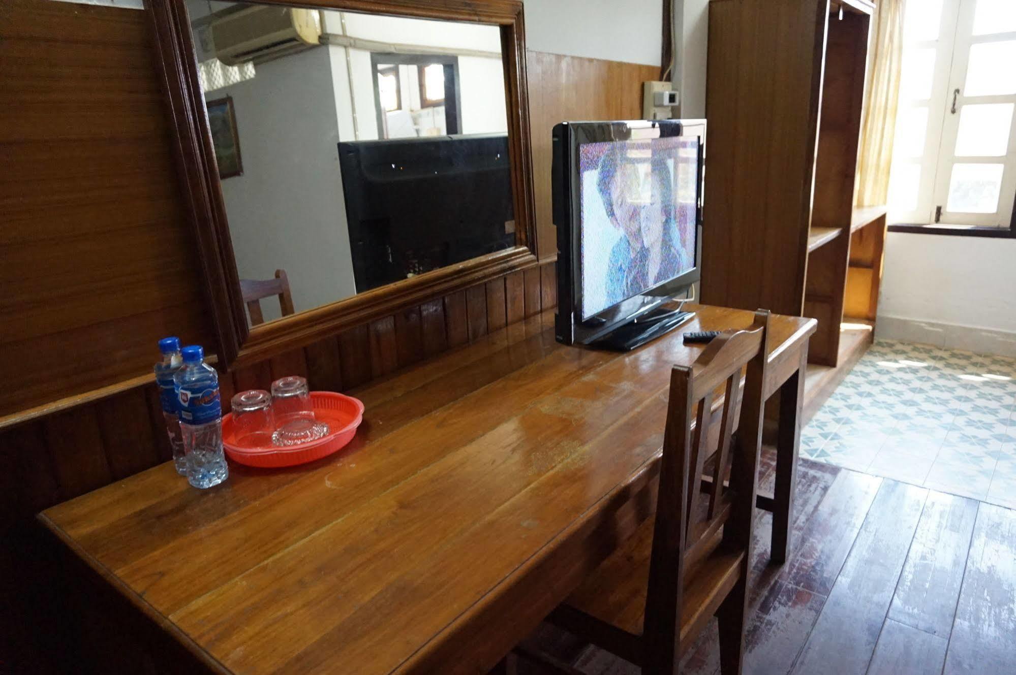 Champa Hotel Paksze Kültér fotó